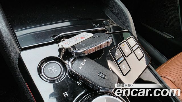 Kia Sportage (V) Gasoline 1.6 Turbo 2WD Signature 2023 — фото 30