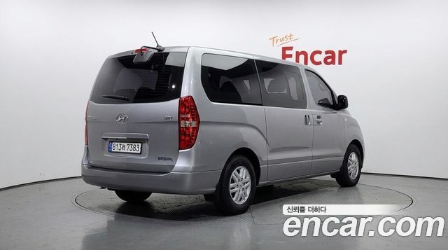 Hyundai Grand Starex Van 5-Seater Smart 2018 — фото 2