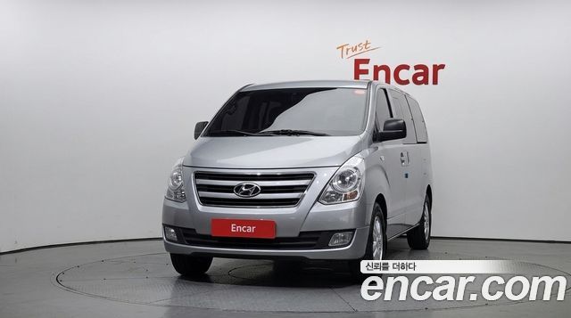 Hyundai Grand Starex Van 5-Seater Smart 2018 — фото 3
