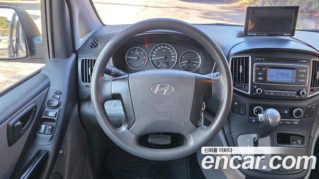 Hyundai Grand Starex Van 5-Seater Smart 2018 — фото 15
