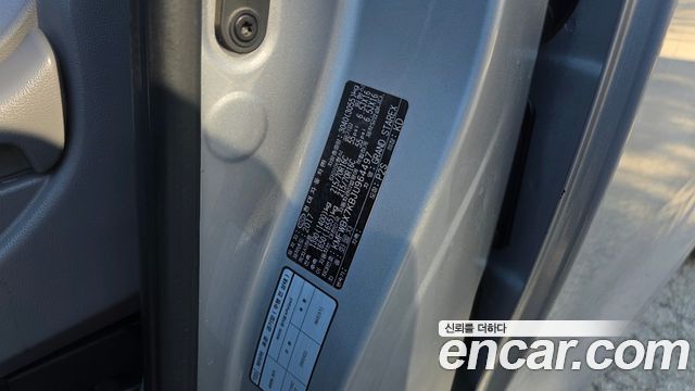 Hyundai Grand Starex Van 5-Seater Smart 2018 — фото 27