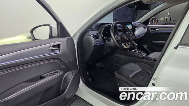 Renault Korea XM3 1.3 TCe RE Signature 2022 — фото 10