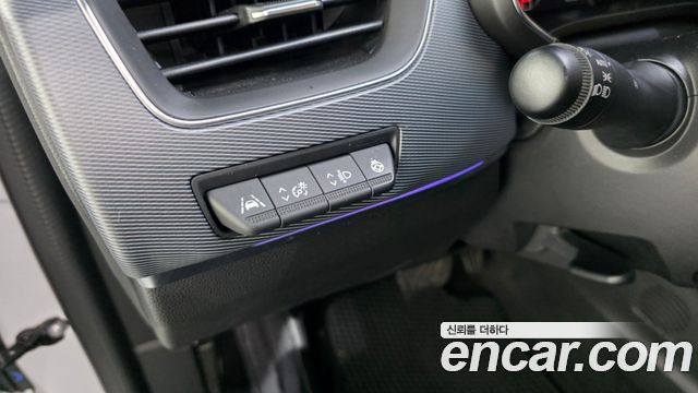 Renault Korea XM3 1.3 TCe RE Signature 2022 — фото 17