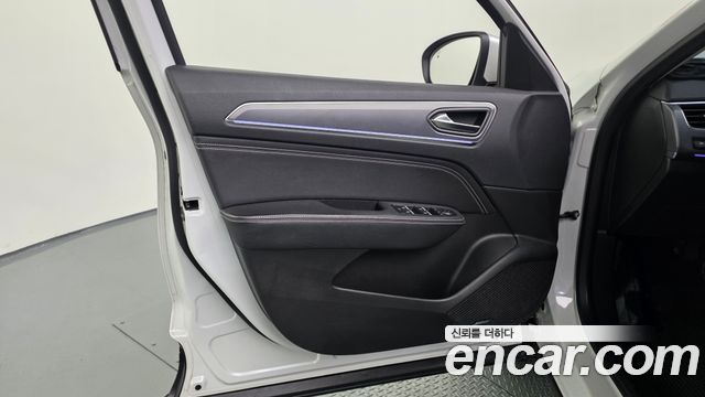 Renault Korea XM3 1.3 TCe RE Signature 2022 — фото 24