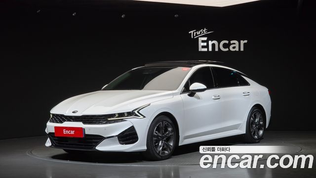 Kia K5 (III) 2.0 Signature