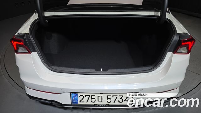 Kia K5 (III) 2.0 Signature 2021 — фото 20