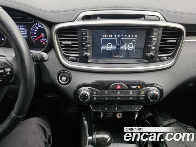 Kia Sorento Diesel 2.0 2WD Luxury 2016 — фото 10