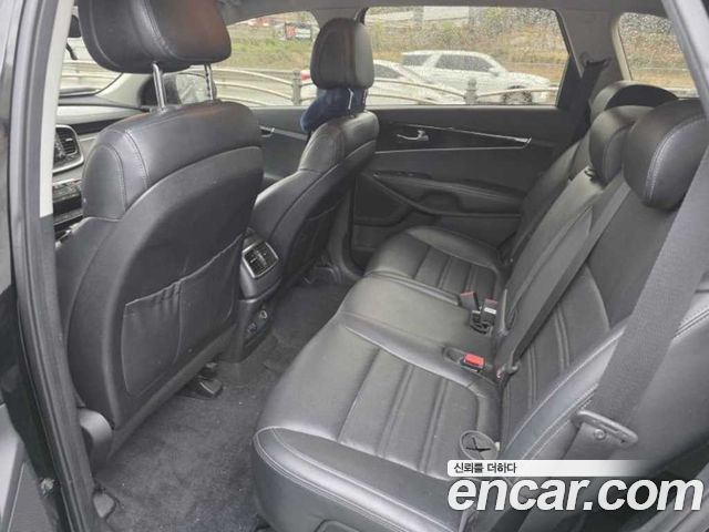 Kia Sorento Diesel 2.0 2WD Luxury 2016 — фото 17