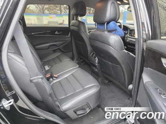 Kia Sorento Diesel 2.0 2WD Luxury 2016 — фото 20