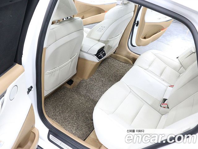 Hyundai Grandeur (IG) 2.5 Calligraphy 2020 — фото 19