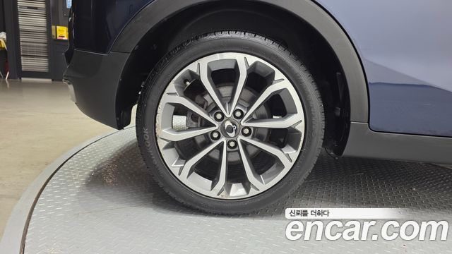 KG Mobility (SsangYong) Tivoli Armor Gear Plus 2WD 2019 — фото 5