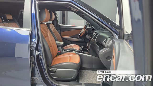 KG Mobility (SsangYong) Tivoli Armor Gear Plus 2WD 2019 — фото 11