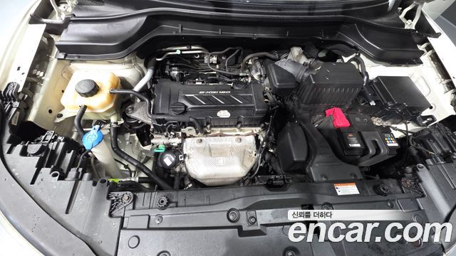 KG Mobility (SsangYong) Tivoli VX 2WD 2015 — фото 6