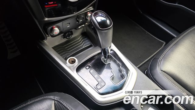 KG Mobility (SsangYong) Tivoli VX 2WD 2015 — фото 9