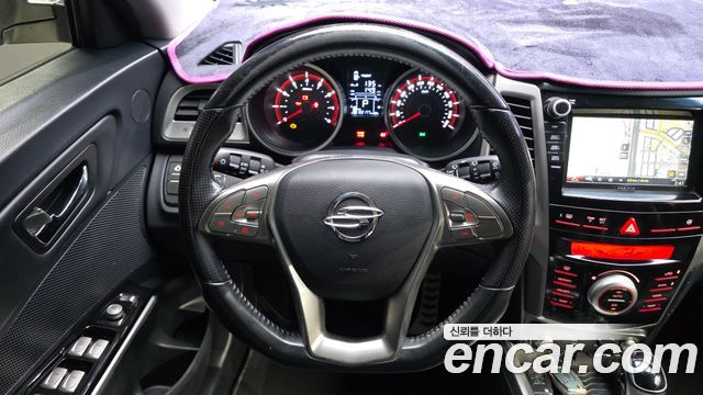 KG Mobility (SsangYong) Tivoli VX 2WD 2015 — фото 13