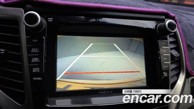 KG Mobility (SsangYong) Tivoli VX 2WD 2015 — фото 16
