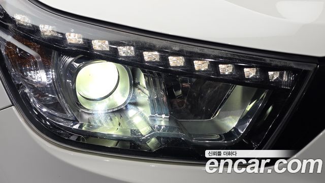 KG Mobility (SsangYong) Tivoli VX 2WD 2015 — фото 22