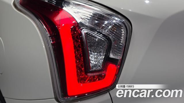 KG Mobility (SsangYong) Tivoli VX 2WD 2015 — фото 23