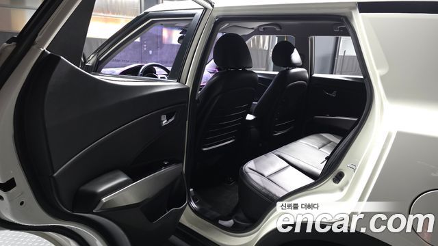 KG Mobility (SsangYong) Tivoli VX 2WD 2015 — фото 26