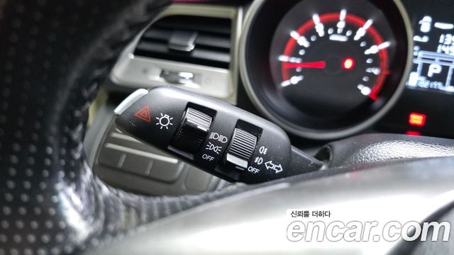 KG Mobility (SsangYong) Tivoli VX 2WD 2015 — фото 27