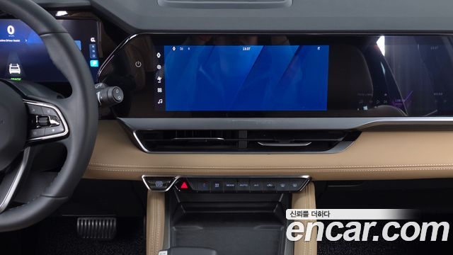 Renault Korea Grand Koleos 1.5 E-TECH Iconic 2WD 2025 — фото 13