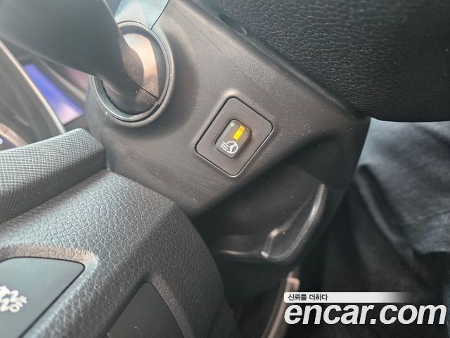 Hyundai Santa Fe (DM) Diesel(e-VGT) 2.2 4WD Premium 2013 — фото 21
