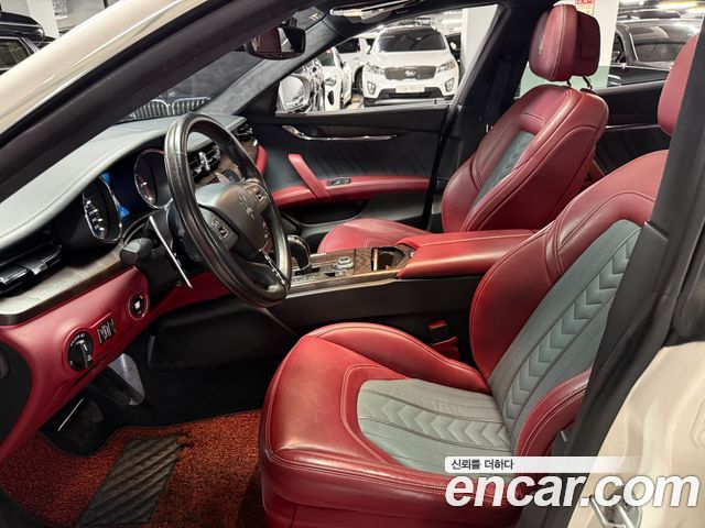 Maserati Quattroporte 3.0 Diesel Granlusso 2018 — фото 9