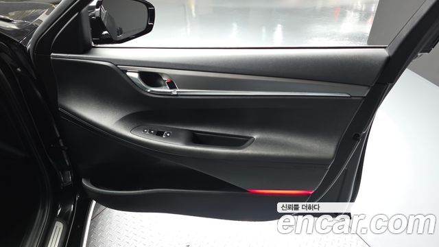 Hyundai Grandeur (IG) 3.0 LPi Rent Car Premium 2022 — фото 24