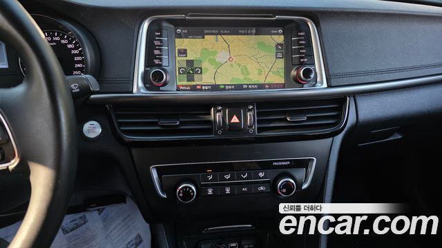Kia K5 (II) LPI MX Prestige 2017 — фото 14