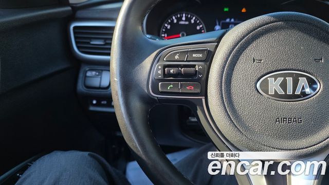 Kia K5 (II) LPI MX Prestige 2017 — фото 17
