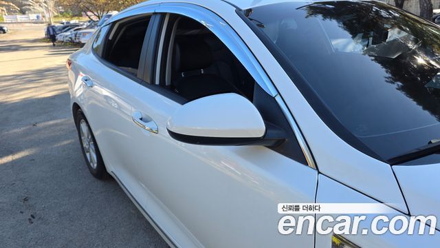 Kia K5 (II) LPI MX Prestige 2017 — фото 32