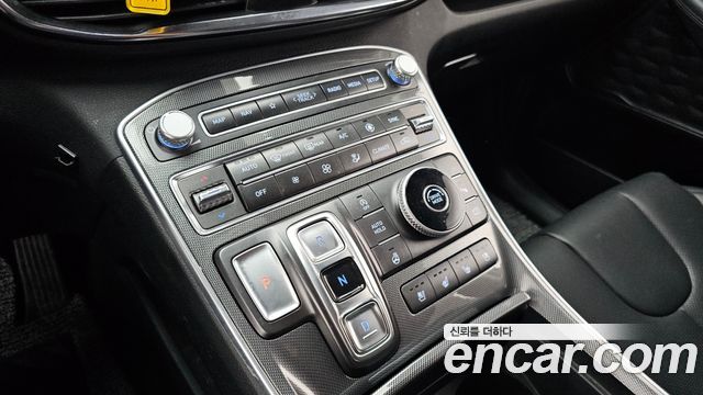 Hyundai Santa Fe Gasoline 2.5T 2WD Prestige 2021 — фото 9