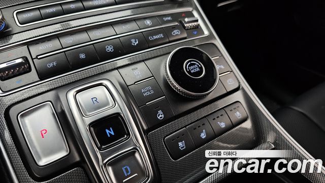 Hyundai Santa Fe Gasoline 2.5T 2WD Prestige 2021 — фото 31
