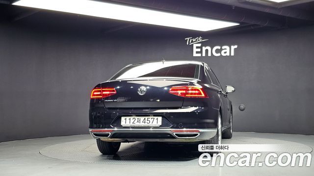 Volkswagen Passat GT (B8) 2.0 TDI 2018 — фото 4