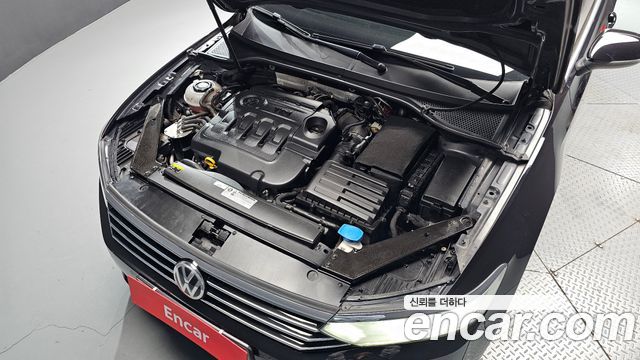 Volkswagen Passat GT (B8) 2.0 TDI 2018 — фото 6