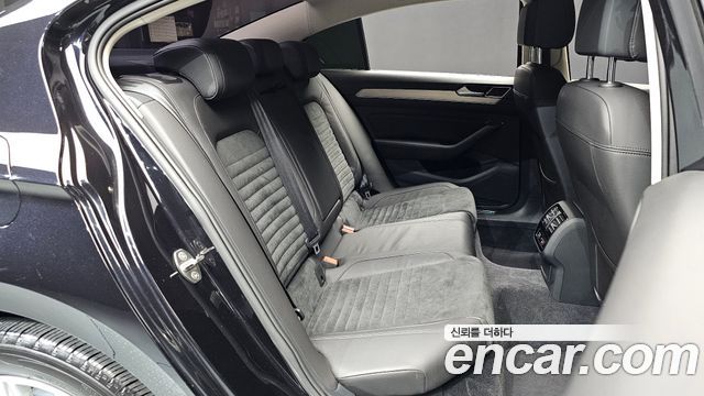 Volkswagen Passat GT (B8) 2.0 TDI 2018 — фото 11