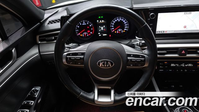 Kia K5 (III) 2.0 Prestige 2021 — фото 13