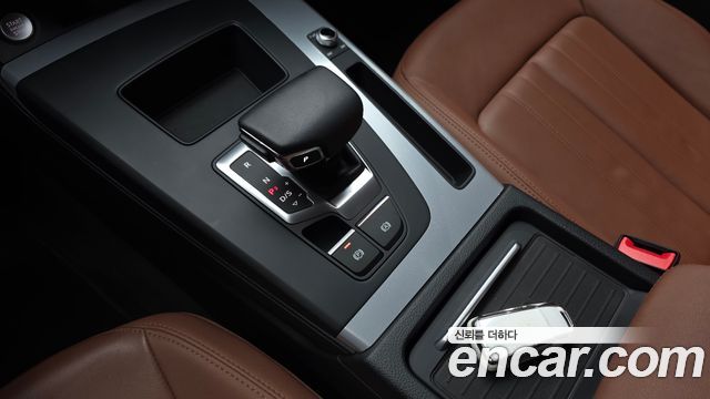 Audi Q5 (FY) 45 TFSI Quattro 2023 — фото 9