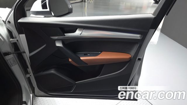 Audi Q5 (FY) 45 TFSI Quattro 2023 — фото 24