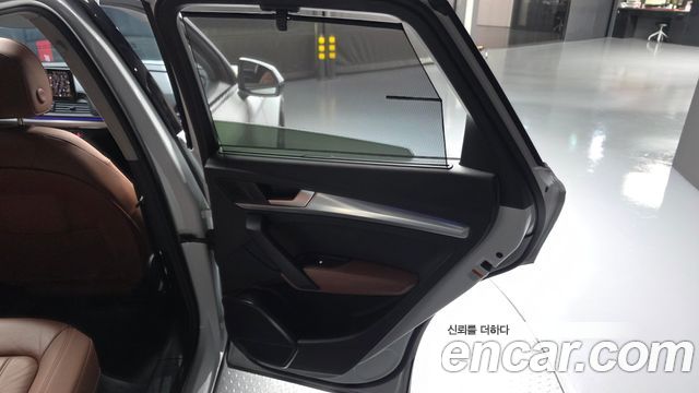 Audi Q5 (FY) 45 TFSI Quattro 2023 — фото 25