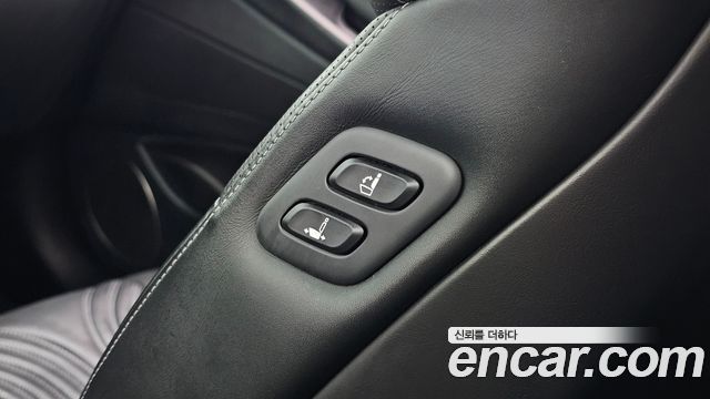 Genesis G80 (RG3) Gasoline 3.5 Turbo AWD 2021 — фото 34