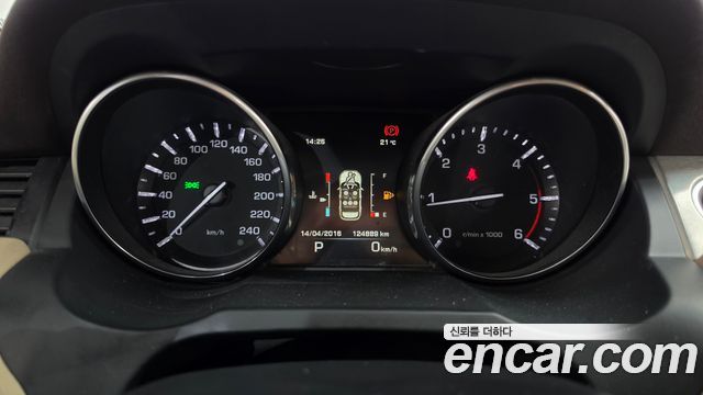 Land Rover Range Rover Evoque 2.2 SD4 Pure 2015 — фото 8