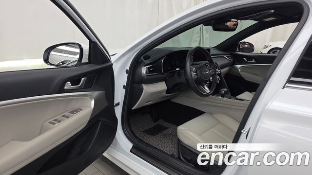 Genesis G70 Gasoline 2.0T 4WD 2023 — фото 10
