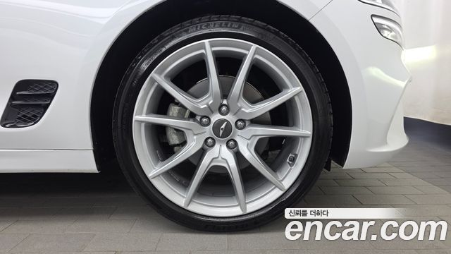 Genesis G70 Gasoline 2.0T 4WD 2023 — фото 21