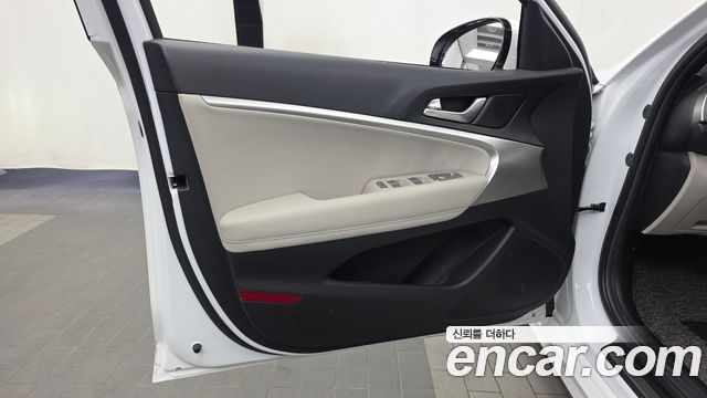 Genesis G70 Gasoline 2.0T 4WD 2023 — фото 24