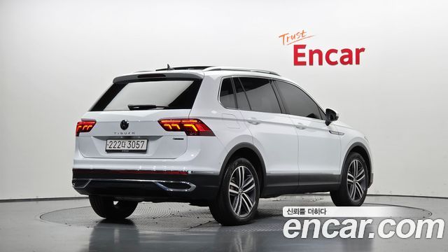 Volkswagen Tiguan (II) 2.0 TDI 4Motion Prestige 2021 — фото 2
