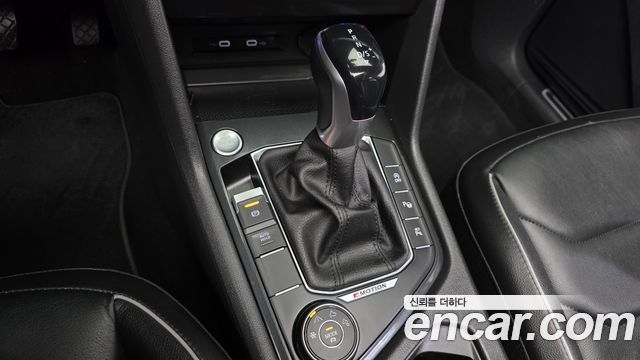 Volkswagen Tiguan (II) 2.0 TDI 4Motion Prestige 2021 — фото 9
