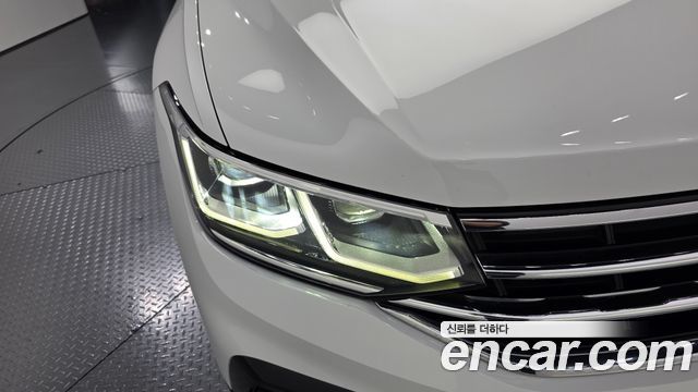Volkswagen Tiguan (II) 2.0 TDI 4Motion Prestige 2021 — фото 22
