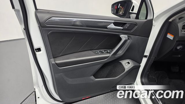 Volkswagen Tiguan (II) 2.0 TDI 4Motion Prestige 2021 — фото 24