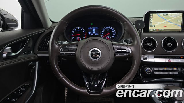 Kia Stinger 2.0 Turbo 2WD Dream Edition 2018 — фото 16